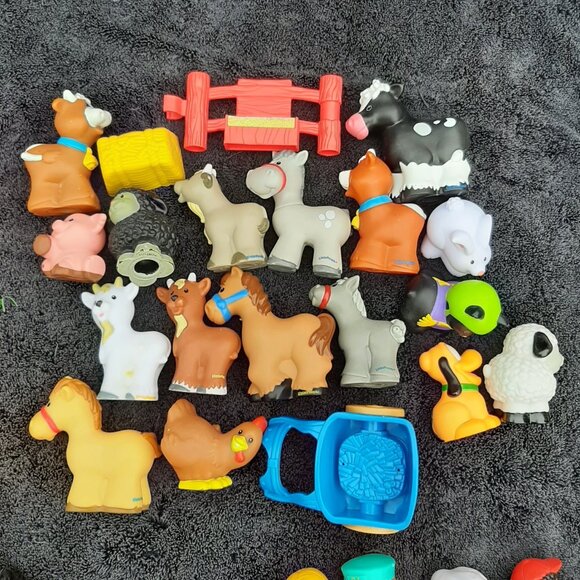 Fisher Price Farm Animals - Picture 4 of 6